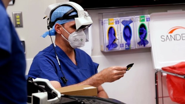 Augmented reality device gives surgeons 'super powers' in complicated procedures.