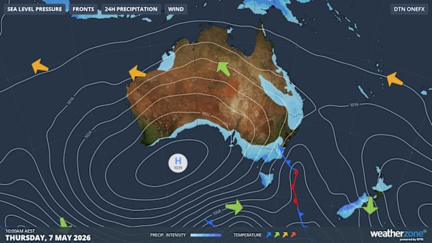 A front sweeping across SE AUS should bring a wintry mix of gusty showers, strong to damaging winds, high ground snow & a cold day. A few snow flurries may even reach the Blue Mountains. Unstable air and onshore winds may trigger showers over NE NSW & E Qld, southern WA & SA.