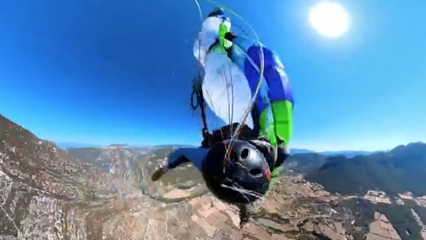 An acro paraglider in Spain says he came just a second from death after his break line got stuck.