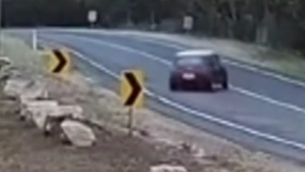 man risks fine for building own anti-hoon barrier on Medlow Road, Uleybury - Adelaide north