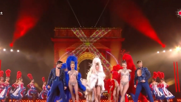 Jasmine Bard Moulin Rouge dancer