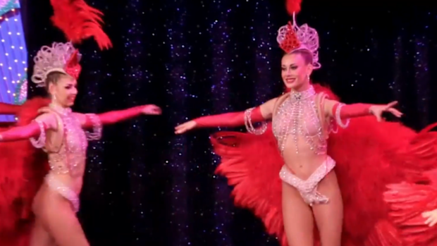 Jasmine Bard Moulin Rouge dancer