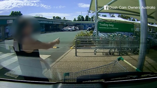 lazy shopper doesn't return trolley driver confrontation