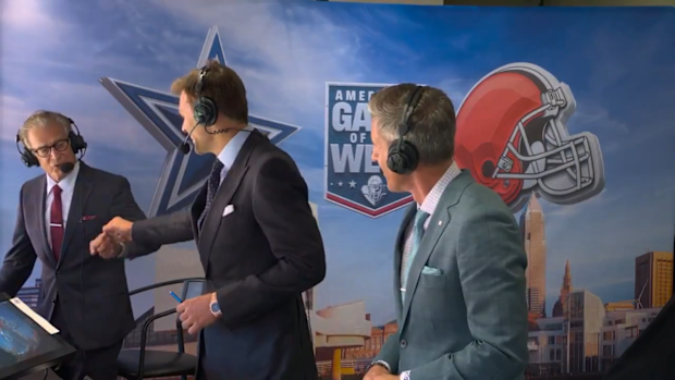 Tom Brady's broadcasting debut was a little awkward.