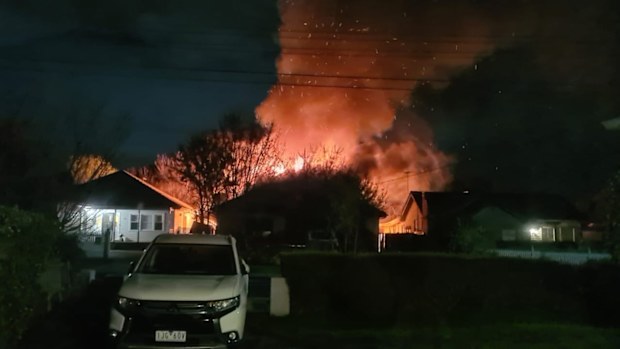 Reservoir crime: Man arrested after pair wake to their house on fire in ...