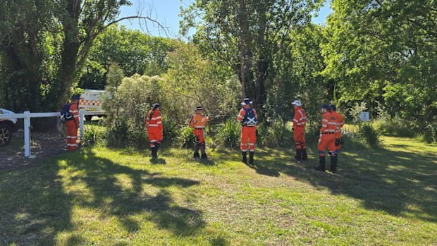 Police officers investigating the fatal stabbing of a man in a Bega park, on the NSW South Coast, have conducted a search of nearby wetland.