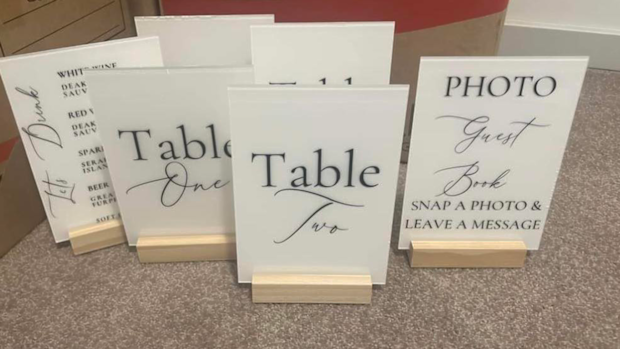 diy wedding table signs cricut machine 