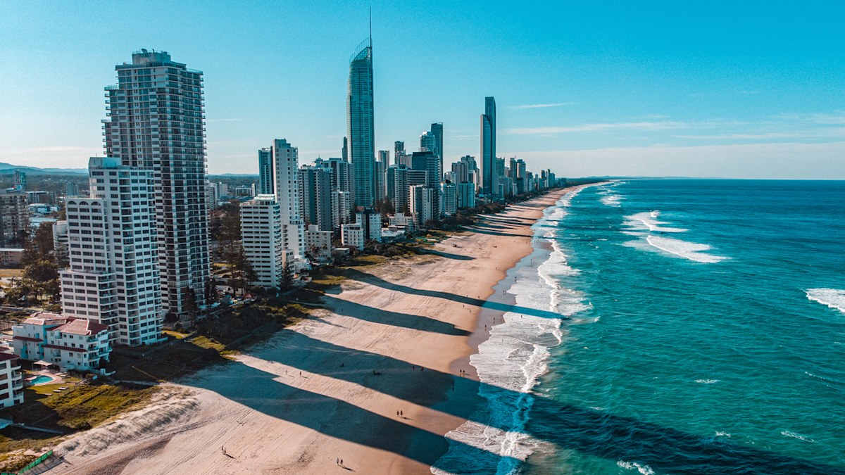 Woman dies after being pulled from water at Gold Coast beach | Nine.com.au