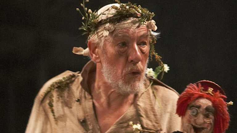 Three girls – lucky me! says Geoffrey Rush as he plays in King Lear