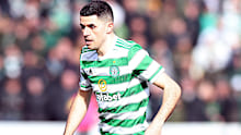 Tom Rogic playing for Celtic.