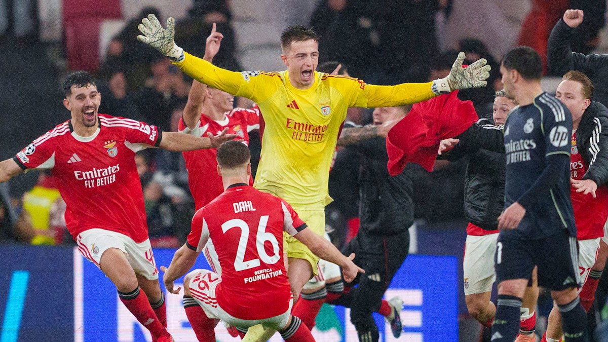 Keeper's wild 98th minute goal stuns Real Madrid