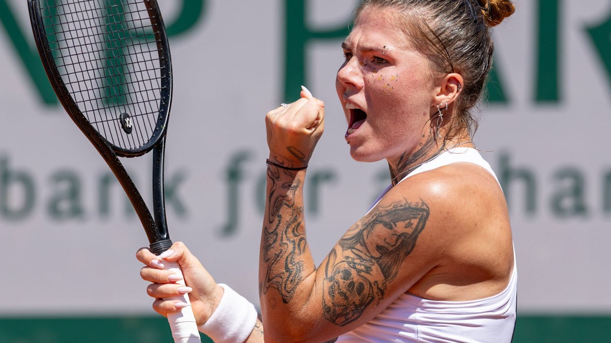 Aussie giant killer eliminated after audacious match point underarm