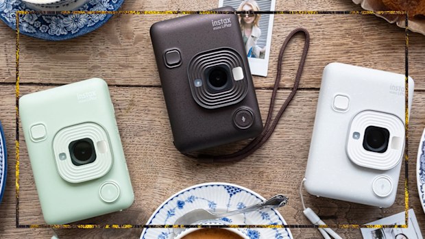 9PR: Instax LiPlay hero image