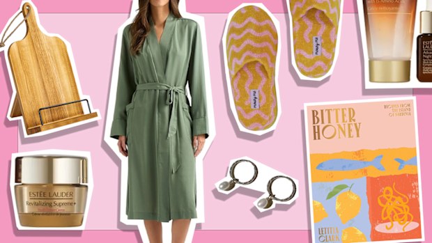 9PR: Mother in law gifts