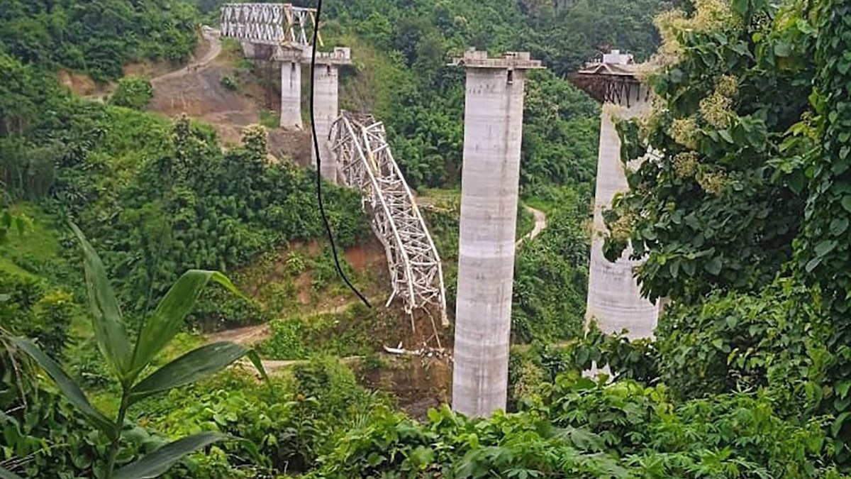 India bridge collapse: At least 26 killed as under construction bridge ...