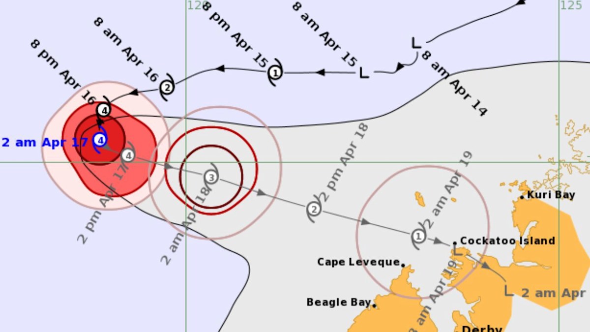 Severe Tropical Cyclone Errol: Storm grows to category 4 strength ...