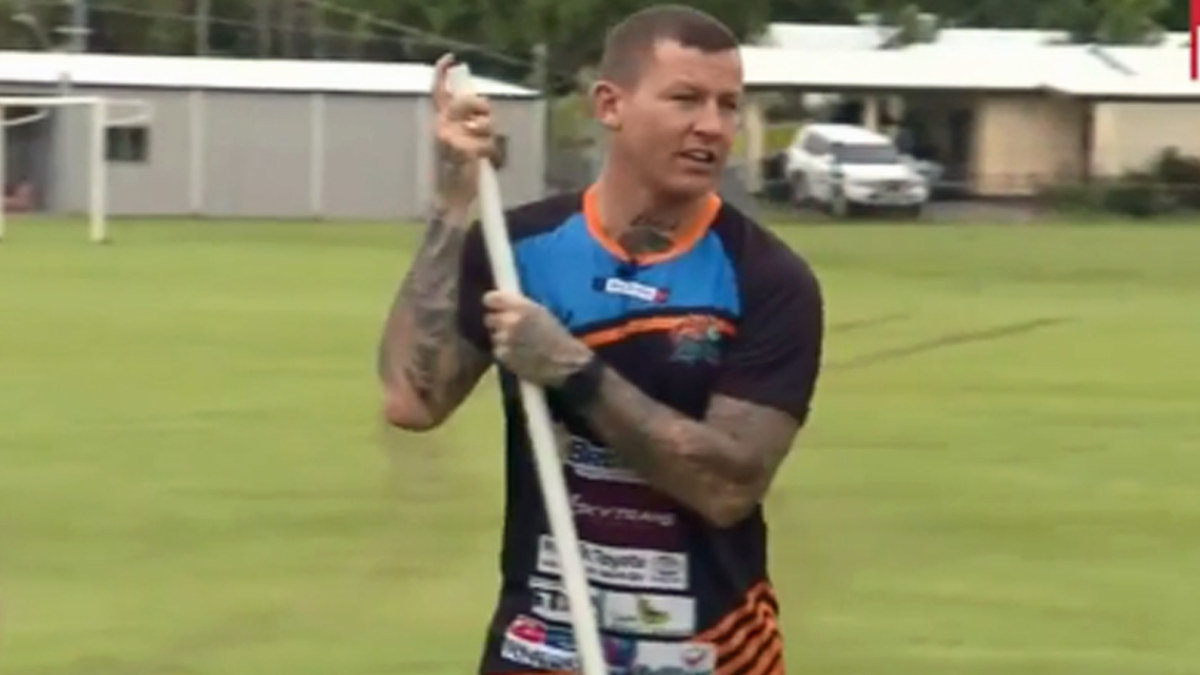 NRL Todd Carney working as teacher's aide at Cairns high school, VIDEO