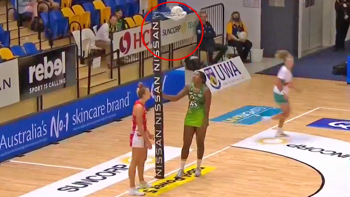 Super Netball: West Coast Fever defeat NSW Swifts, net mishap | Nine.com.au