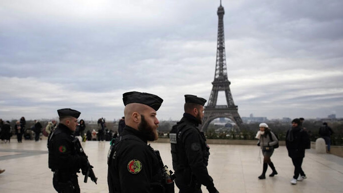 'Huge risk' of terrorist attack, warns EU