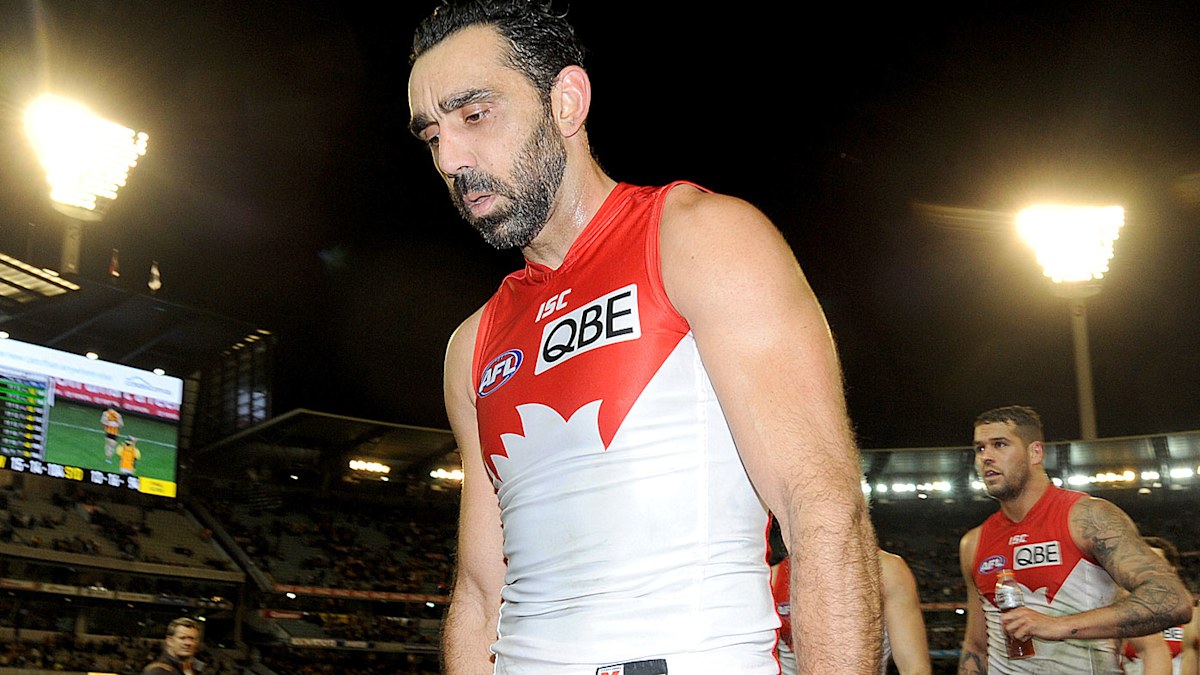 AFL: Adam Goodes given apology for booing 'inaction' and pledge ...