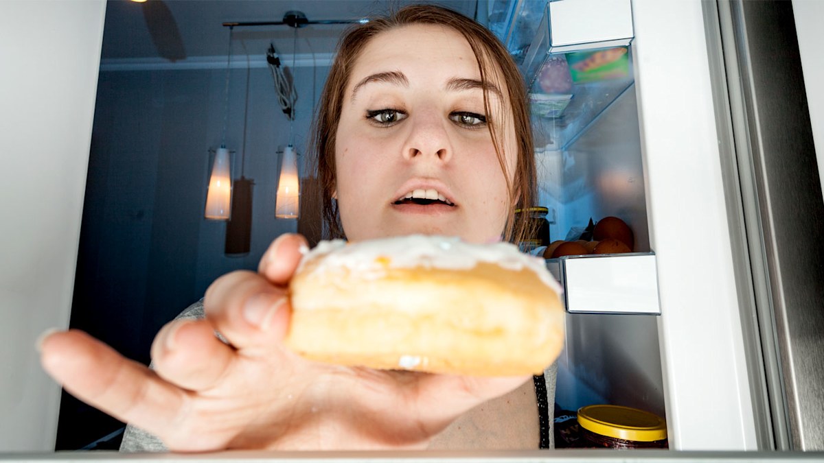 Boredom eating: What causes it and how to prevent it | Nine.com.au