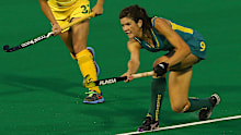 Anna Flanagan in action for the Hockeyroos.