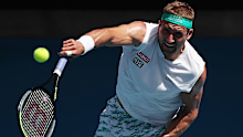 Seven match points, no win: Tennys Sandgren against Roger Federer.