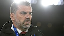 Ange Postecoglou during Yokohama's 4-0 ACL win over Sydney FC.