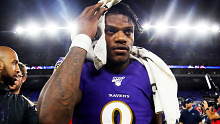 Lamar Jackson reacts to Baltimore's loss to Tennessee