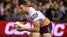 Corey Oates has inked a one-year deal to stay at the Broncos.