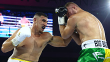 Justis Huni clashes with Joseph Goodall.