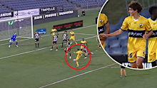 Haine Eames scores for the Mariners.