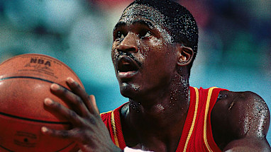 15. Dominique Wilkins - 26,668