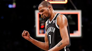 14. Kevin Durant - 26,684+