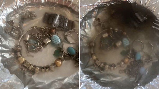 Dani cleans her jewellery with baking soda, salt and hot water