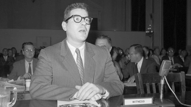 Former quiz show contestant Herbert Stempel testifies during the House Commerce Subcommittee's inquiry into the charges that shows have been rigged.