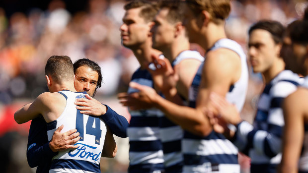 Chris Scott hugs Joel Selwood