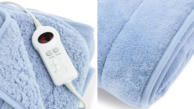 Heated throw sherpa blue