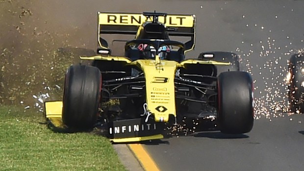 Daniel Ricciardo lost his front wing at the start of the Australian Grand Prix