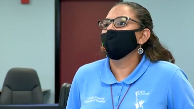 Elections employee Karen Briceño González