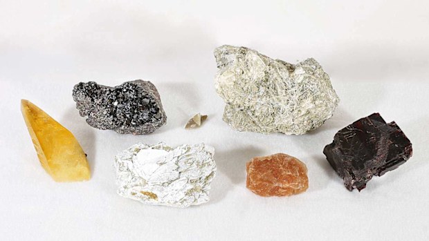 These are Earth-originating examples of minerals found in Bennu samples from the US National Mineral Collection at the Smithsonian's National Museum of Natural History