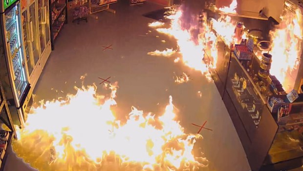 Melbourne news: Police arrest alleged ringleader of Melbourne tobacco war  behind arson attacks