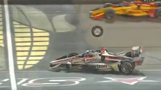 Will Power's wheel almost hits him mid-race