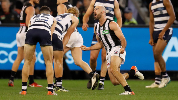Steele Sidebottom celebrates after Collingwood beat Geelong in the 2019 qualifying final
