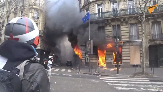 Paris 9