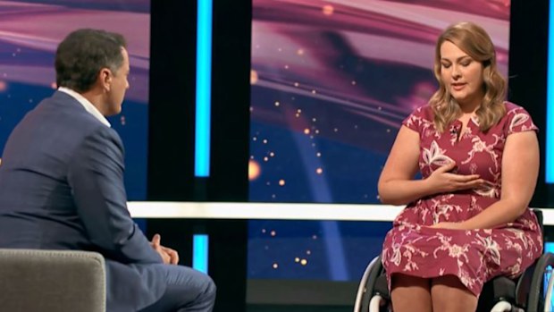 Single mum's devastating story: 'I ended up paralysed by a makeup brush' 