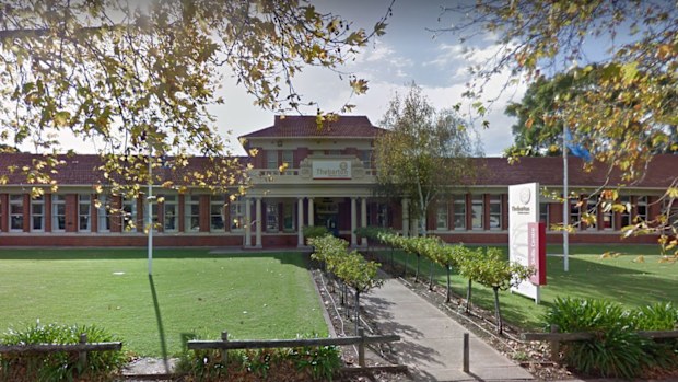 Thebarton Senior College