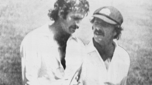 Rod Marsh with Dennis Lillee during a match in 1977.
