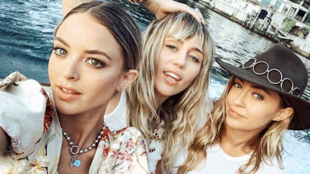 Kaitlynn Carter, Miley Cyrus, Brandi Cyrus.
