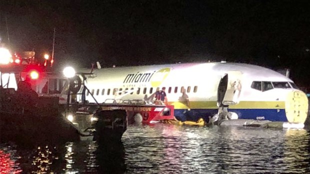 0405_nh_planecrash_1